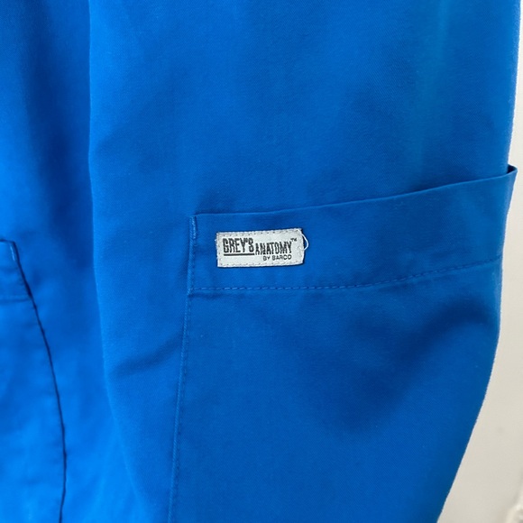 Scrub Set - Picture 3 of 4